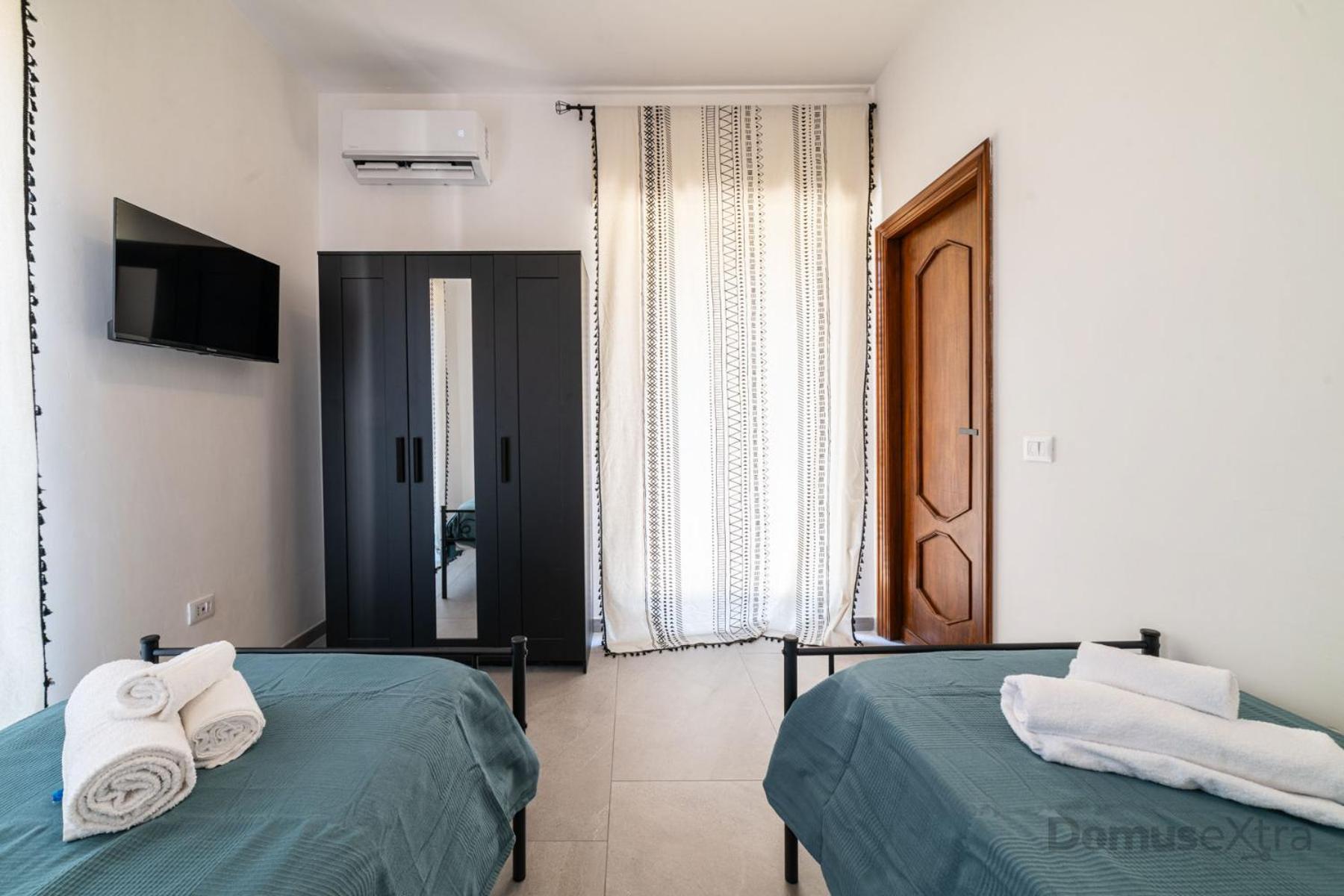 Clara Domus By Domusextra Apartment Napoli Exterior foto