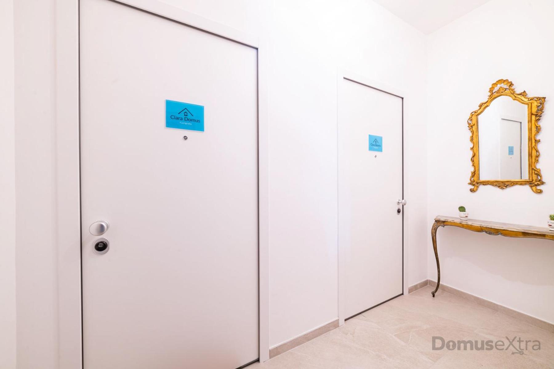 Clara Domus By Domusextra Apartment Napoli Exterior foto